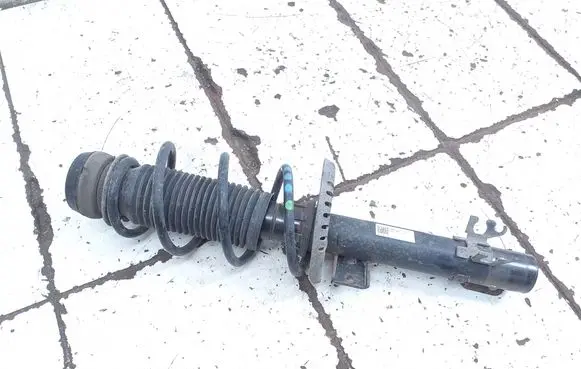Audi A1 Front shock absorber with coil spring 6R0413031S