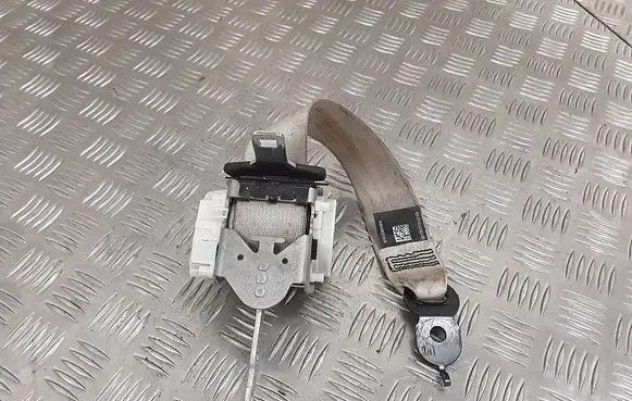 Rear seatbelt
