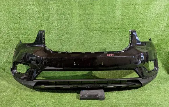 Volvo XC40 Front bumper 