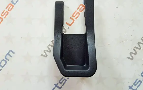 Mitsubishi Outlander Rear seat rail trim cover 6977A793