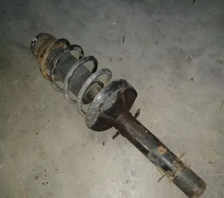 Volkswagen Golf IV Front shock absorber/damper