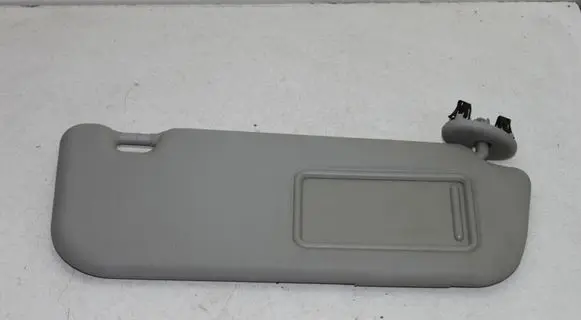 Toyota Avensis T270 Sun visor