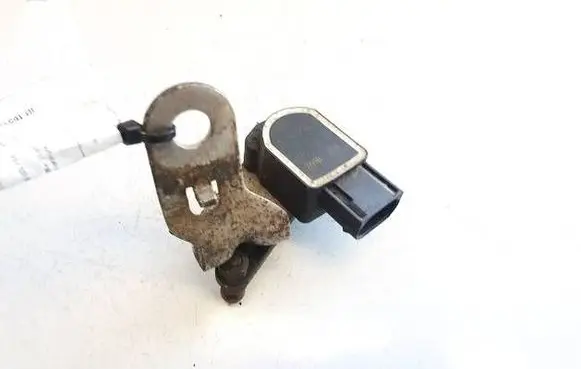 BMW X5 E70 Front height sensor lever 6785205