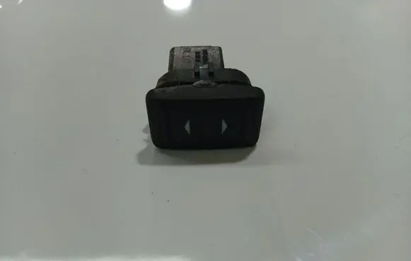 Ford Focus Electric window control switch 7M5T14529AA