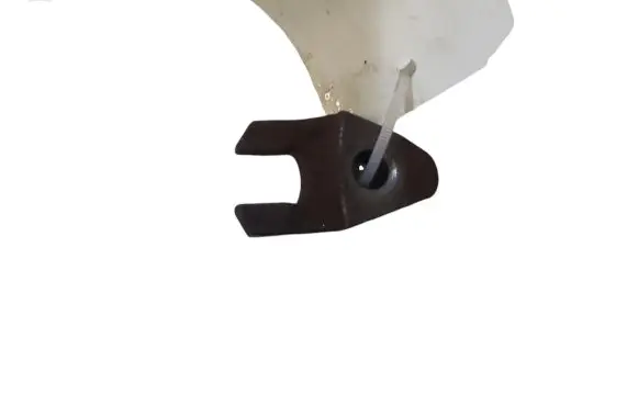 Volvo V40 Fuel Injector clamp holder