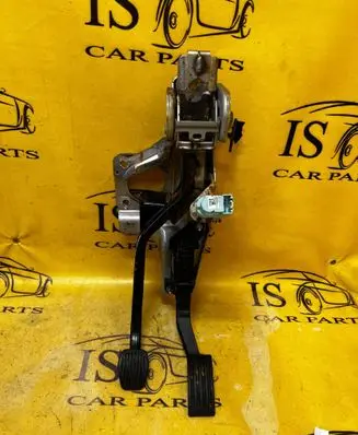 Ford Kuga III Pedal assembly LX619F836BA LX612D094CD