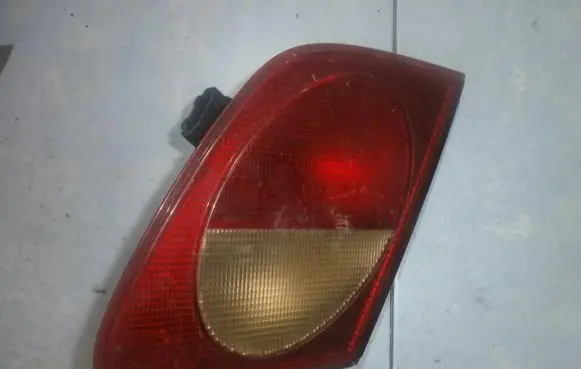Mercedes-Benz E W210 Tailgate rear/tail lights a2108201264