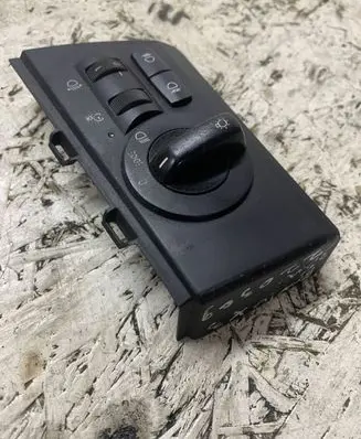 BMW X3 E83 Light switch