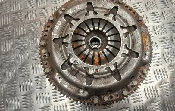 Nissan Almera Tino Clutch set kit