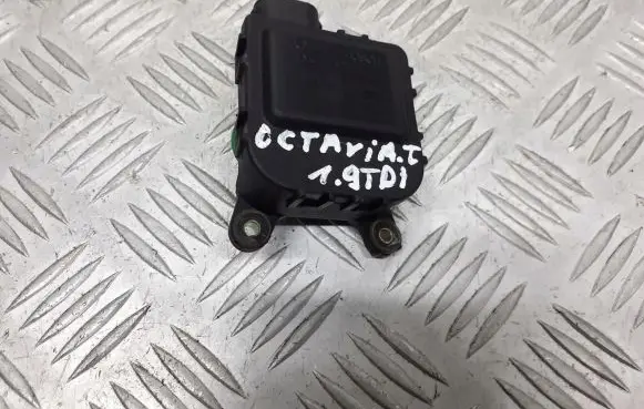 Skoda Octavia Mk1 (1U) Central body control module