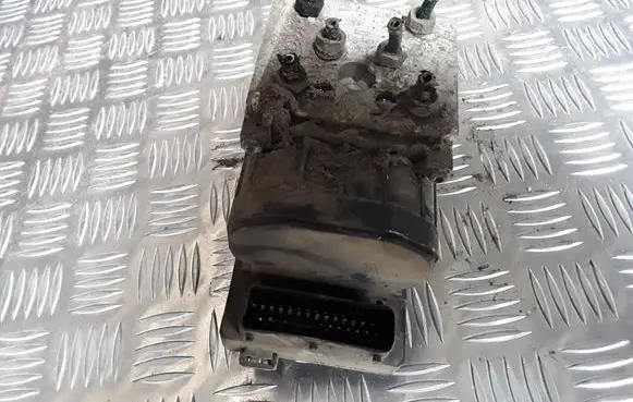 Renault Espace III ABS Pump 0273004406