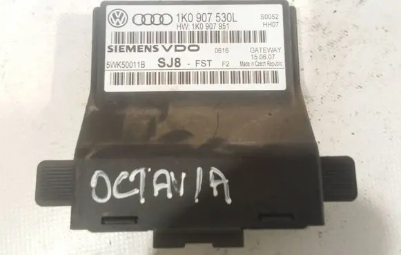Skoda Octavia Mk2 (1Z) Gateway control module 1K0907530L 5WK50011B 1K0907951