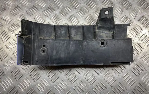 Audi A3 S3 8L Rear bumper mounting bracket 8L0807377D