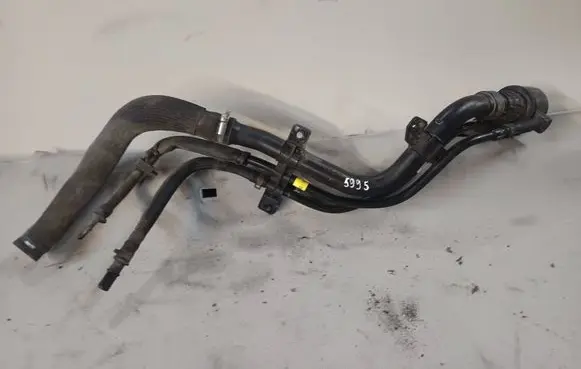 Fuel tank filler neck pipe