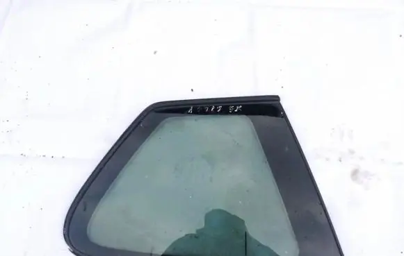 Toyota Corolla Verso AR10 Rear side window
