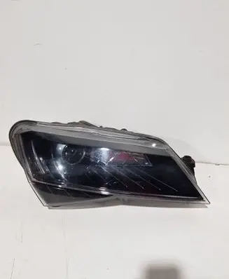 Skoda Superb B8 (3V) Headlight/headlamp 3V1941016A