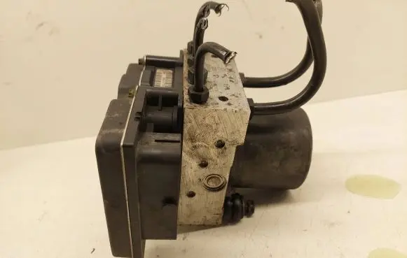 Audi A6 S6 C6 4F ABS Pump 4F0614517L 4F0910517L