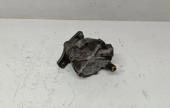 Volkswagen Transporter - Caravelle T4 Vacuum pump 72230019
