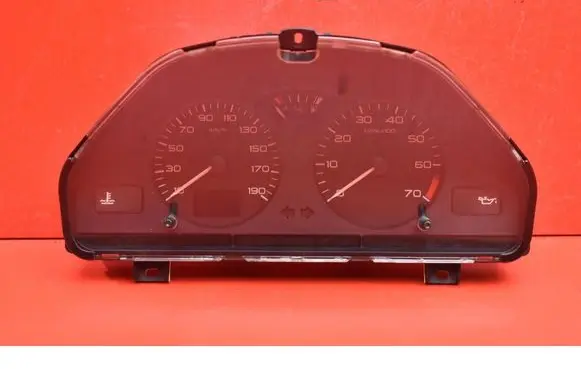 Speedometer (instrument cluster)