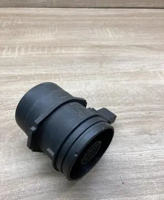 BMW 7 E65 E66 Mass air flow meter 7788743 0281002567