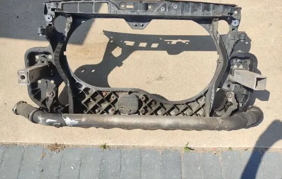 Audi A6 S6 C6 4F Radiator support slam panel 4B0010157D 185777007