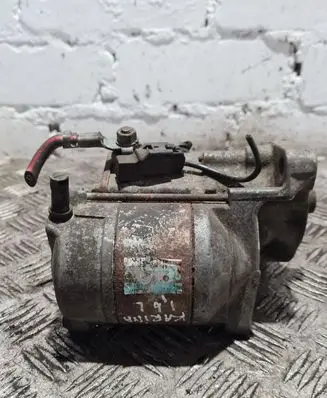Mitsubishi Carisma Starter motor