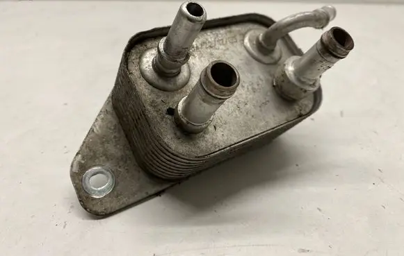 Volkswagen Touareg I Fuel cooler (radiator) 7L6203491A