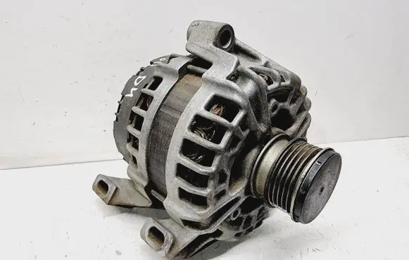 Volvo V60 Generator/alternator 30659131 36012619