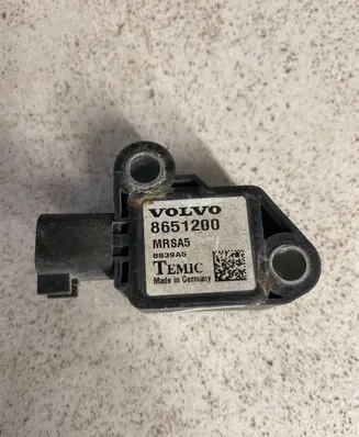 Volvo V50 Airbag deployment crash/impact sensor 8651200 MRSA5