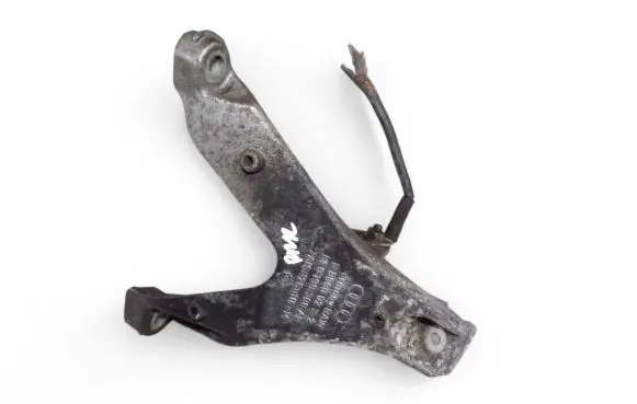 Audi A4 S4 B7 8E 8H Engine mounting bracket 8E0199308AP