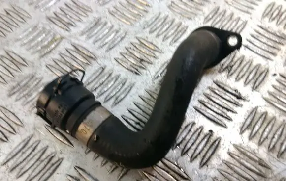 BMW 1 E81 E87 Engine coolant pipe/hose 7501427