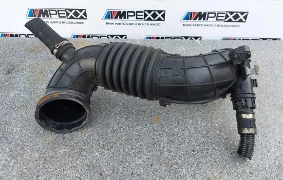 BMW 1 F20 F21 Air intake hose/pipe 8578651