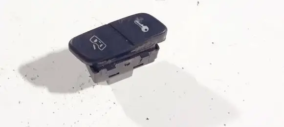 Volkswagen Polo IV 9N3 Central locking switch button 