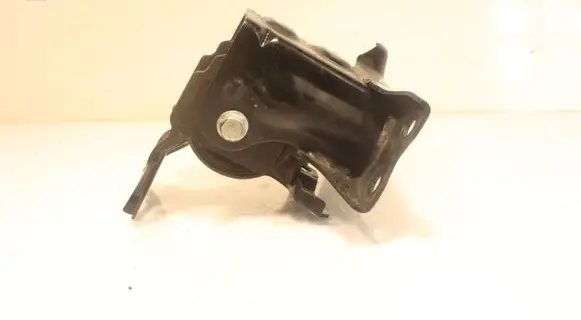 Mitsubishi ASX Engine mounting bracket