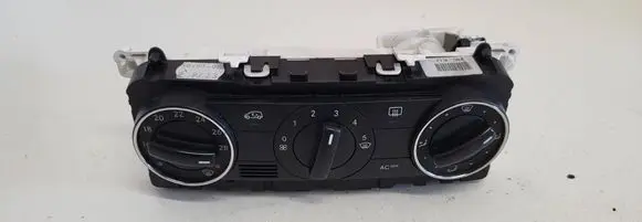 Mercedes-Benz A W169 Climate control unit A1698302285 HW4706 69780013