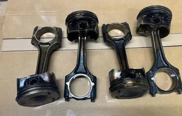 Piston