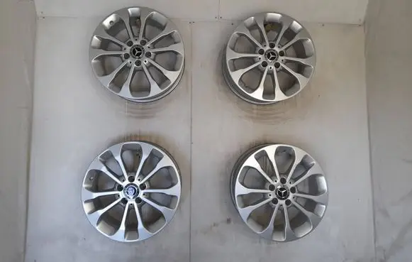 Mercedes-Benz GLA W156 X156 R17 alloy rim A1564011700