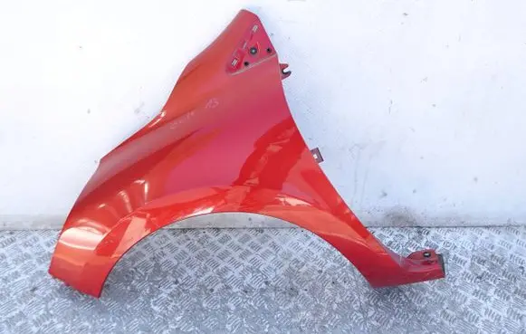 Renault Clio IV Fender VQWEB