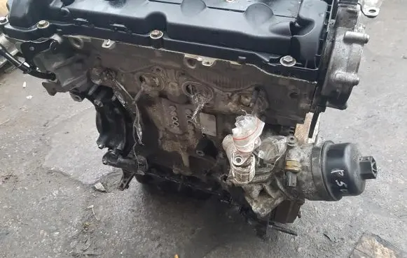 Peugeot 5008 Engine 5F02