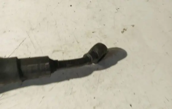 Volkswagen PASSAT B5 Power steering hose/pipe/line 8D1422893AE