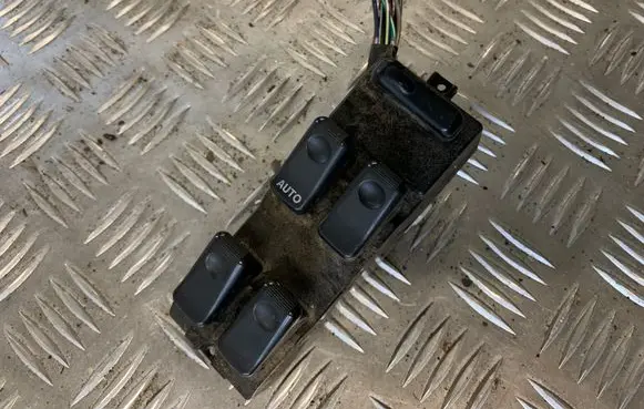 Mazda 323 Electric window control switch BC1D66350A