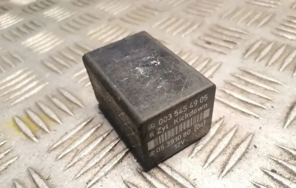 Mercedes-Benz E W124 Other relay 0035454905