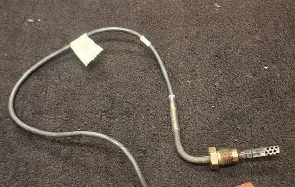 Exhaust gas temperature sensor