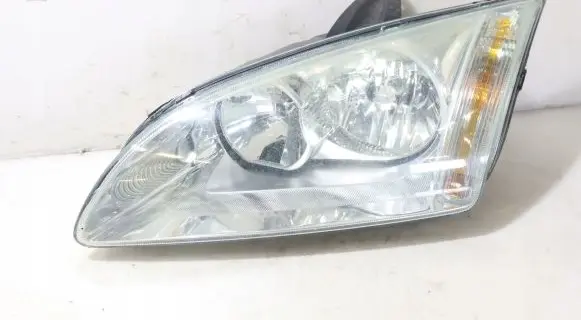 Ford Focus Headlight/headlamp