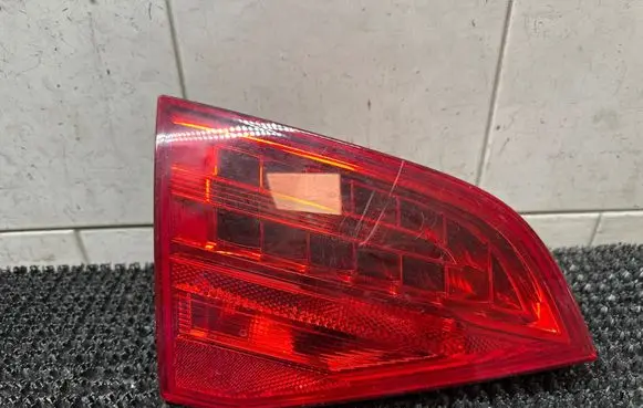 Audi A4 S4 B8 8K Tailgate rear/tail lights 8K9945093B