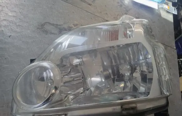 Nissan X-Trail T31 Headlight/headlamp