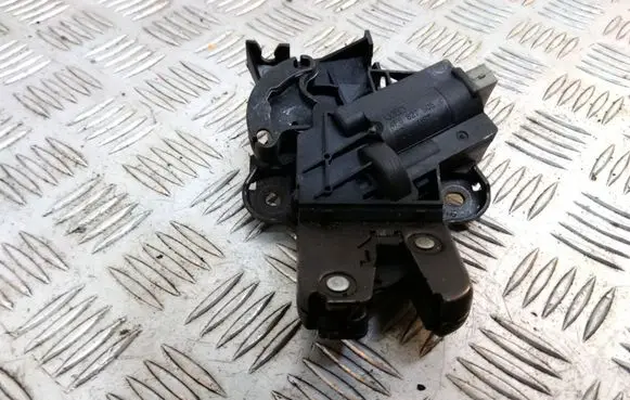 Volkswagen Jetta V Tailgate/trunk/boot lock/catch/latch 4F5827505C