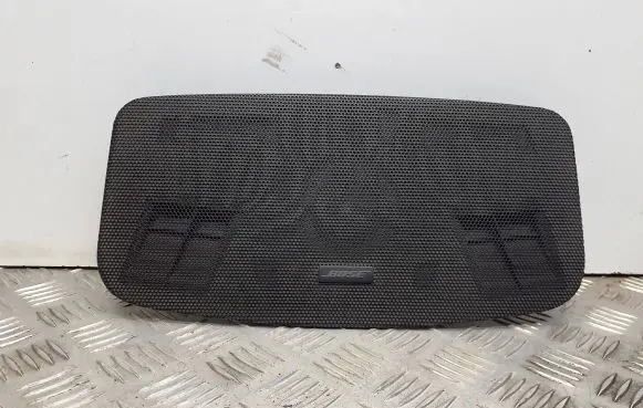 Infiniti Q70 Y51 Dash center air vent grill 687201MA0A