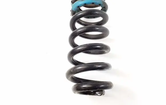 Jeep Grand Cherokee Rear coil spring 