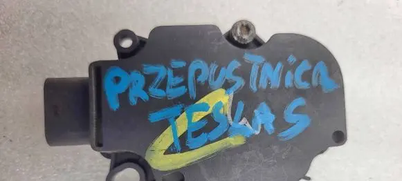 Tesla Model S Electric throttle body valve A24011023112